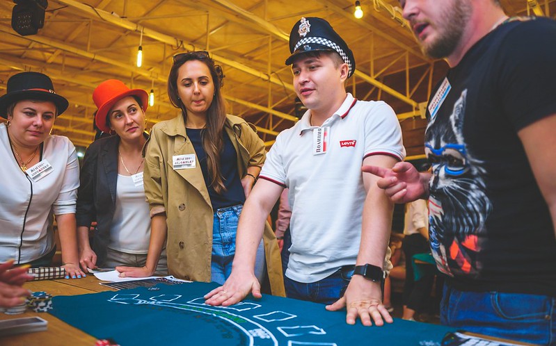 Корпоративные сувениры и подарки на День нефтяника в Миколаєві