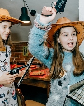 Сценарий «Десь на Дикому Заході»